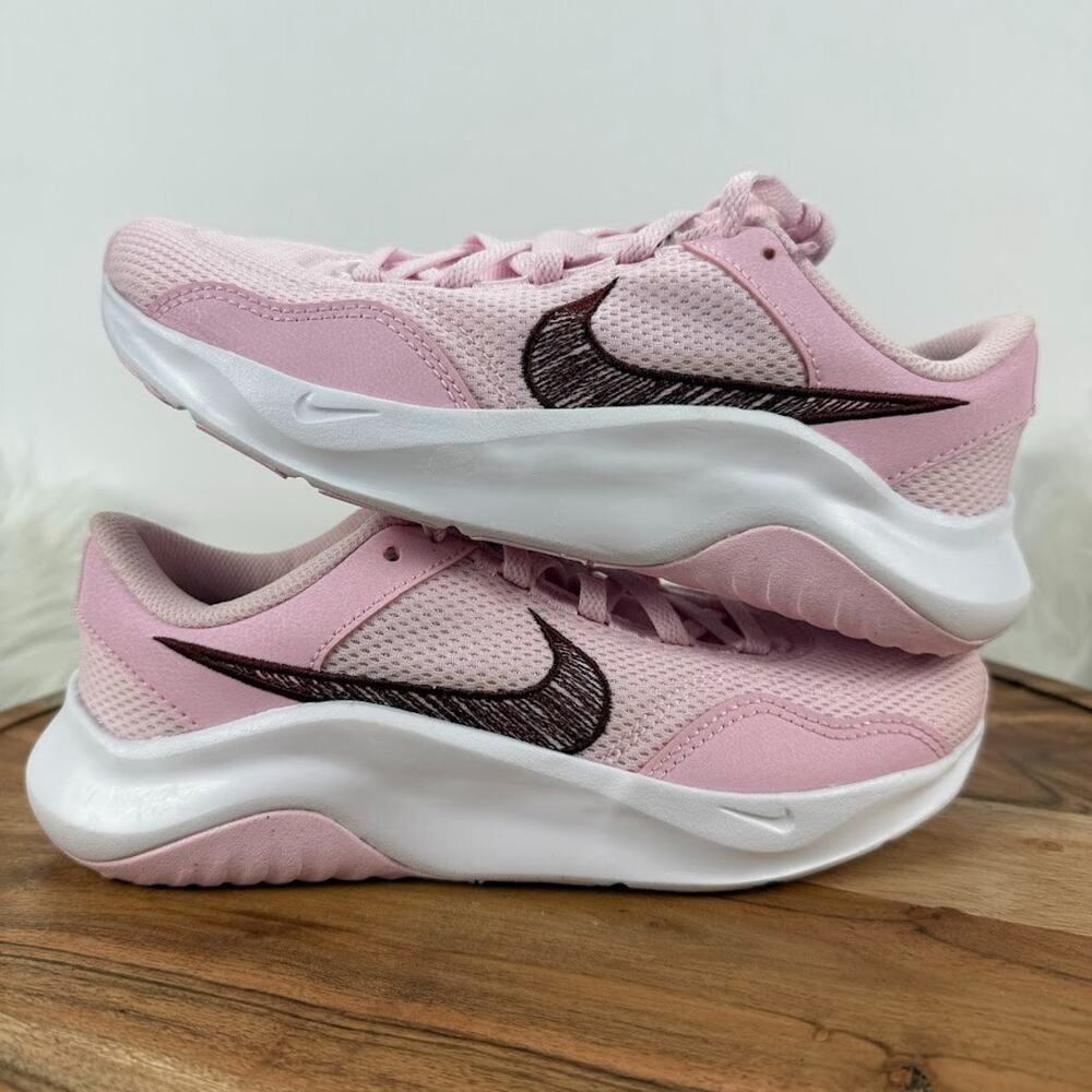 Nike Legend Essential 3‎ Next Nature Wmns Size 5.5 Barely Rose training shoes